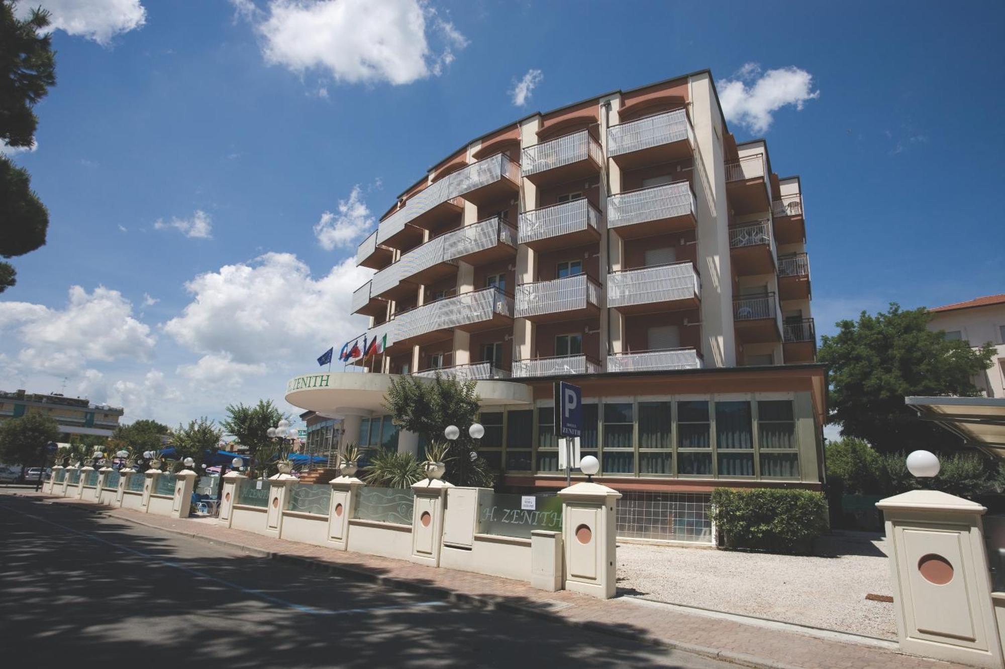 Hotel Zenith Cervia Exterior foto