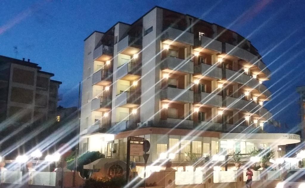 Hotel Zenith Cervia Exterior foto