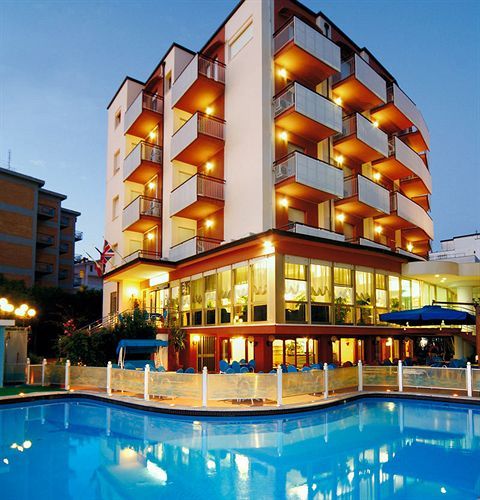 Hotel Zenith Cervia Exterior foto